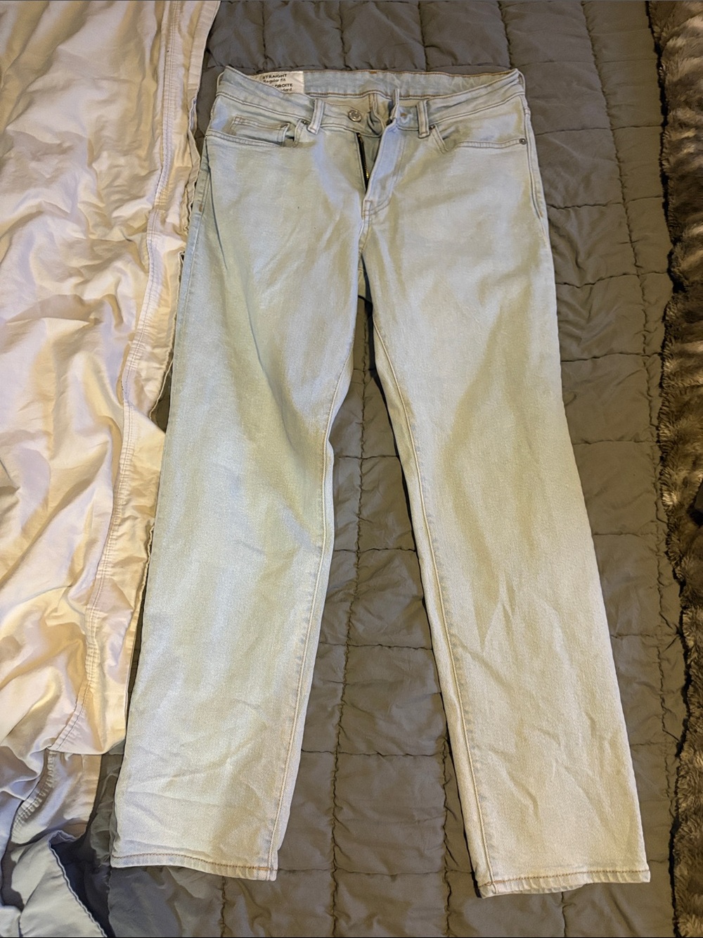 H&M Light Wash Men’s Jeans - Pale Blue
